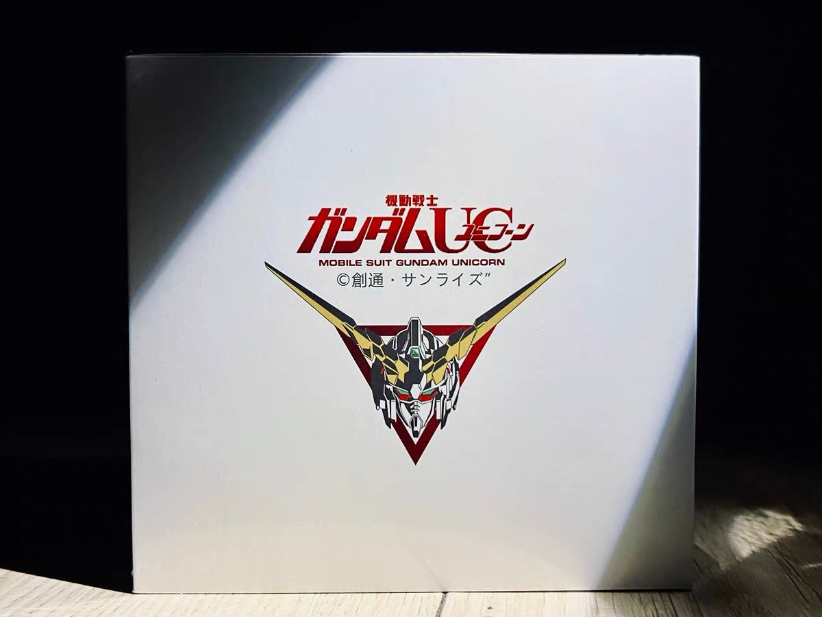 STUMPE × 機動戦士ガンダムUC 限定コラボ | ユニコーンガンダム［左肩装甲版］完全ワイヤレスイヤホン